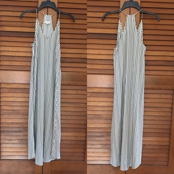 LOFT Dresses & Skirts - Loft maxi dress